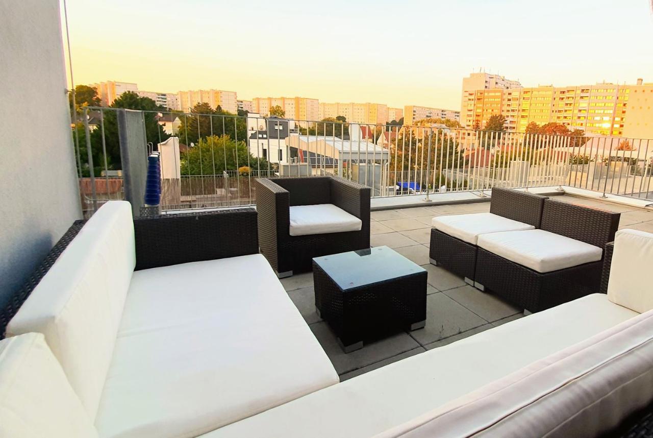 Rooftop Terrace, Free Garage Parking And Pool! Vídeň Exteriér fotografie